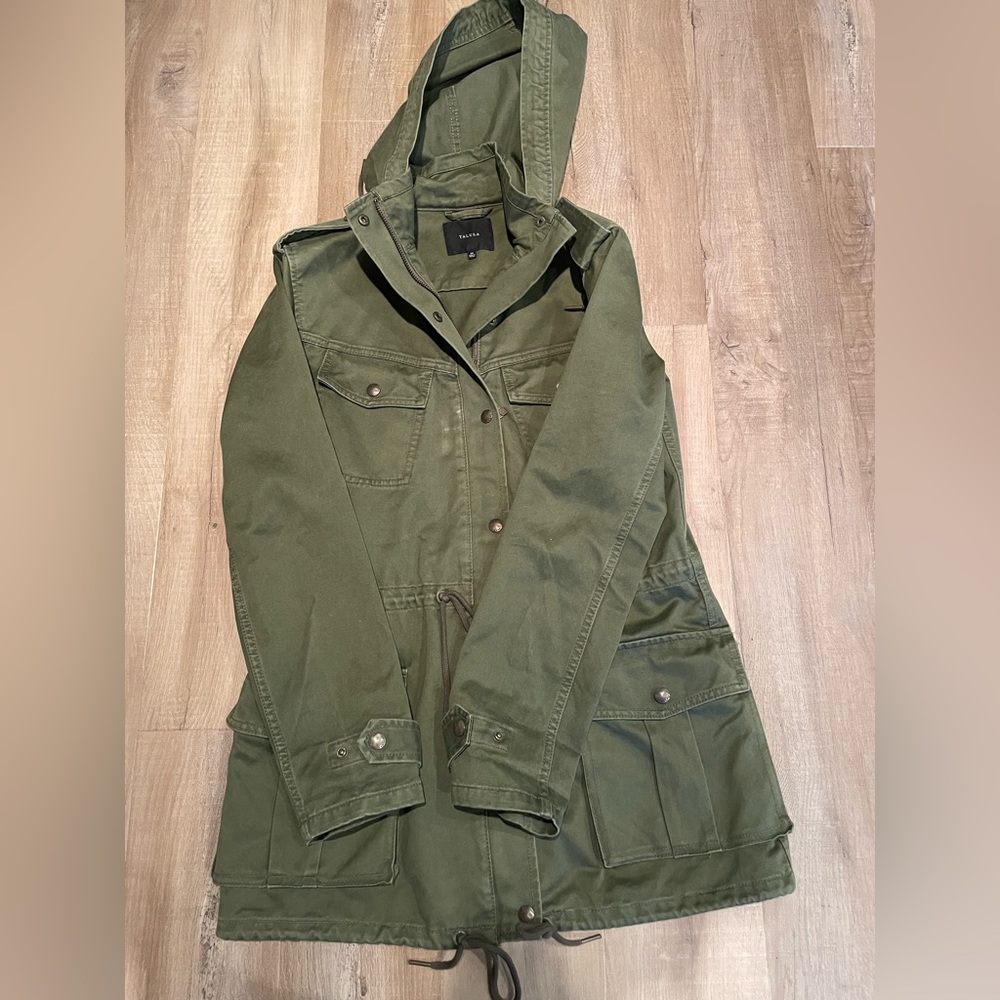Aritzia Talula trooper jacket in XS